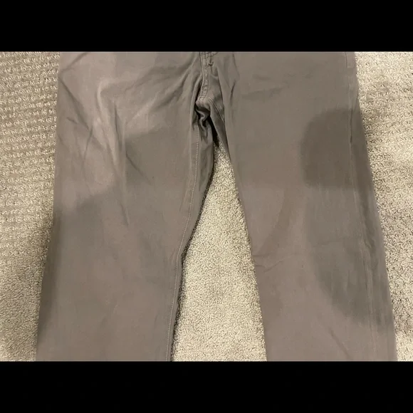 Gently-Worn Adriano Goldschmied The Graduate 31x32 - Picture 3 of 10